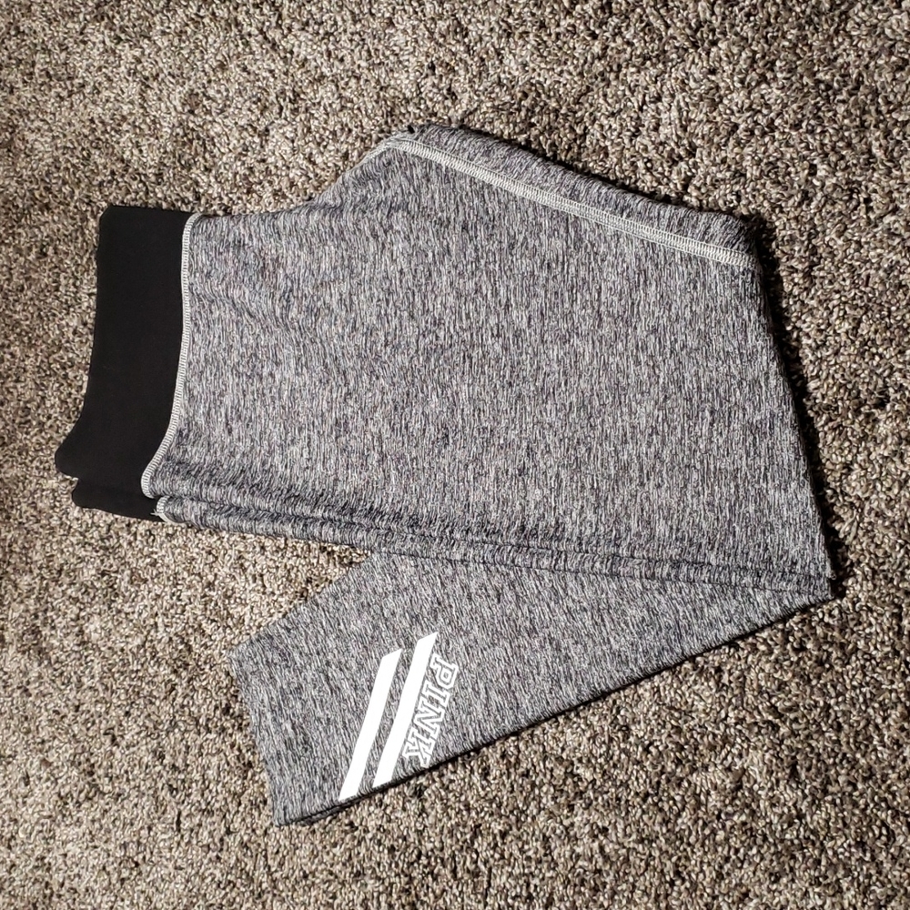 PINK Yoga Victoria's Secret Black/ Grey Activewear Yoga Leggings Size Medium